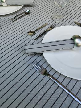 Hussen - Zebra – Stoff mit feiner Streifenstruktur