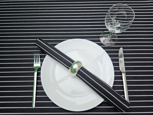 Hussen - Zebra – Stoff mit feiner Streifenstruktur