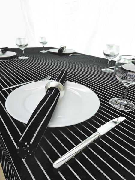 Hussen - Zebra – Stoff mit feiner Streifenstruktur